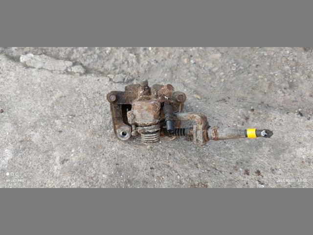 bontott SUZUKI SX4 Bal hátsó Féknyereg Munkahengerrel