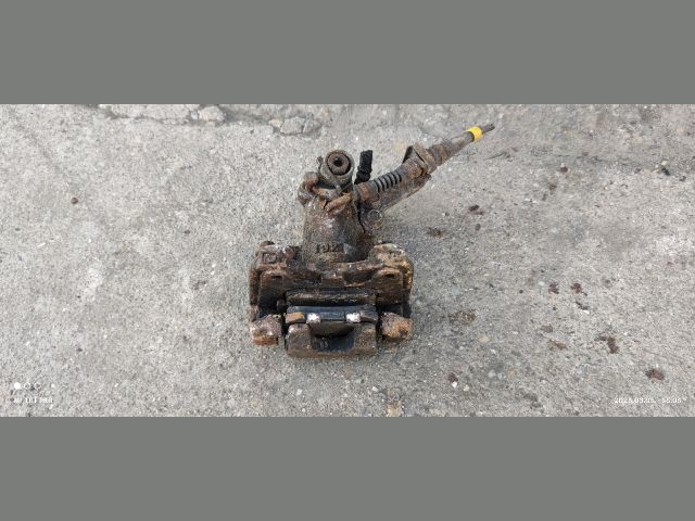 bontott SUZUKI SX4 Bal hátsó Féknyereg Munkahengerrel