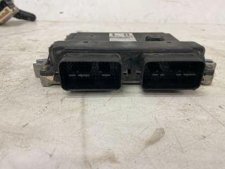 bontott SUZUKI SX4 Motorvezérlő