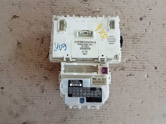 bontott SUZUKI SX4 Biztosítéktábla Motortér