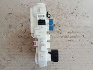 bontott SUZUKI SX4 Biztosítéktábla Motortér