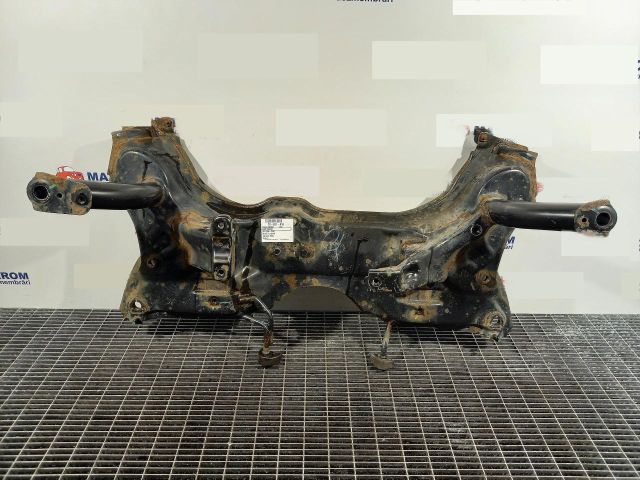 bontott SUZUKI SX4 Első Bölcső