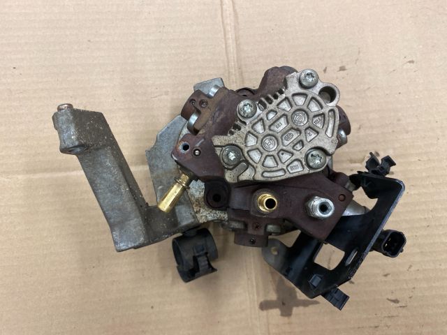 bontott SUZUKI SX4 Nagynyomású Szivattyú