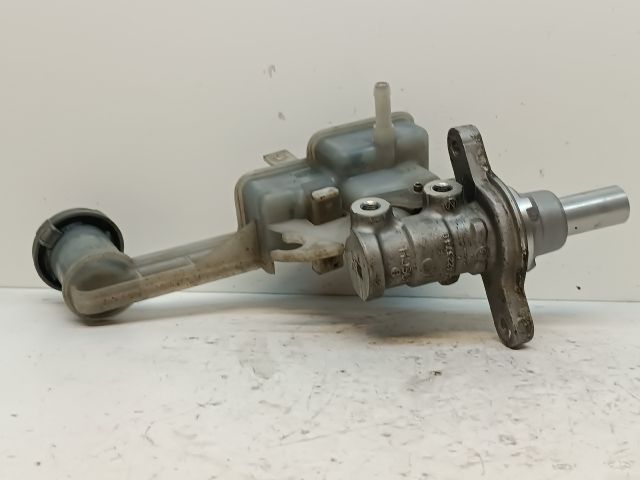 bontott SUZUKI SX4 Főfékhenger