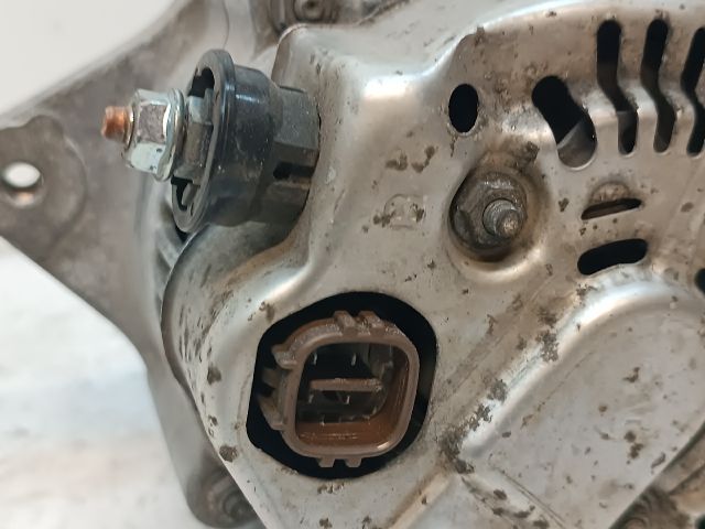 bontott SUZUKI SX4 Generátor