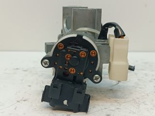 bontott SUZUKI SX4 Gyújtáskapcsoló Házzal