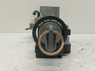 bontott SUZUKI SX4 Gyújtáskapcsoló Házzal