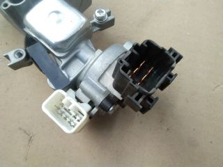 bontott SUZUKI SX4 Gyújtáskapcsoló