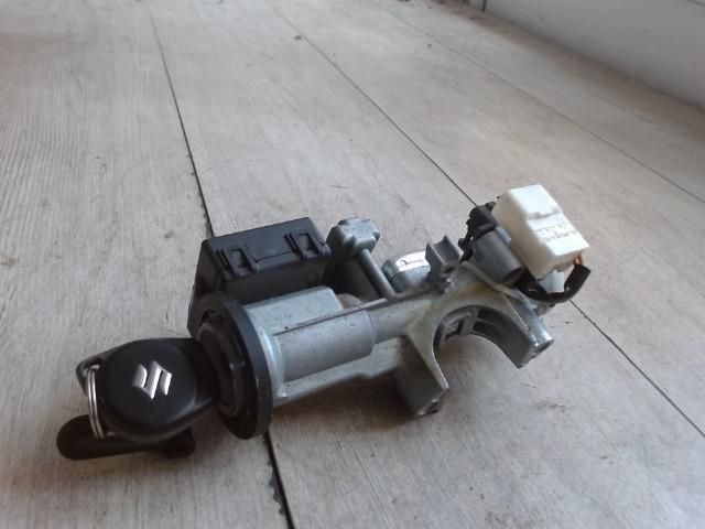 bontott SUZUKI SX4 Gyújtáskapcsoló
