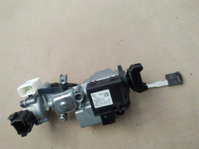 bontott SUZUKI SX4 Gyújtáskapcsoló