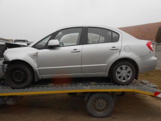 bontott SUZUKI SX4 Jobb hátsó Rugó