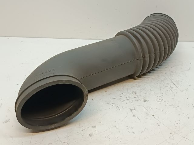 bontott SUZUKI SX4 Légbeömlő Cső