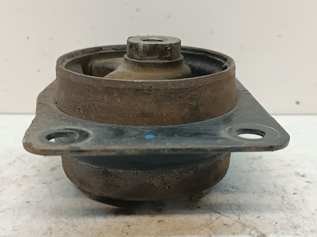 bontott SUZUKI SX4 Motor Tartó Bak Bal