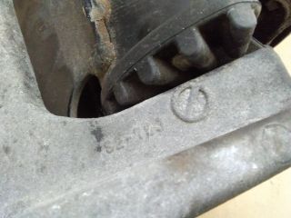 bontott SUZUKI SX4 Motor Tartó Bak (Fém)