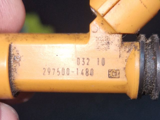 bontott SUZUKI SX4 Porlasztó (1 db)