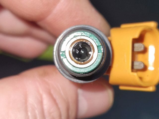 bontott SUZUKI SX4 Porlasztó (1 db)