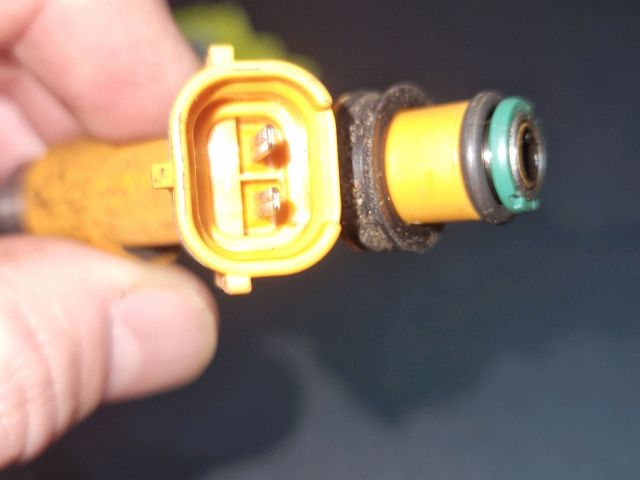 bontott SUZUKI SX4 Porlasztó (1 db)