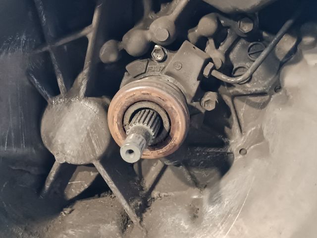 bontott SUZUKI SX4 Váltó (Mechanikus)