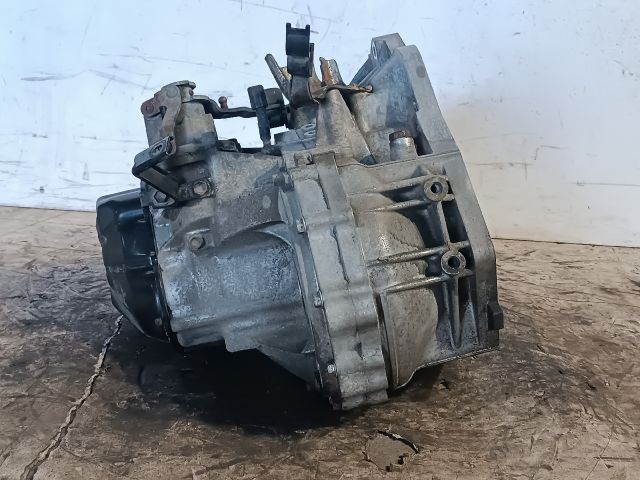 bontott SUZUKI SX4 Váltó (Mechanikus)