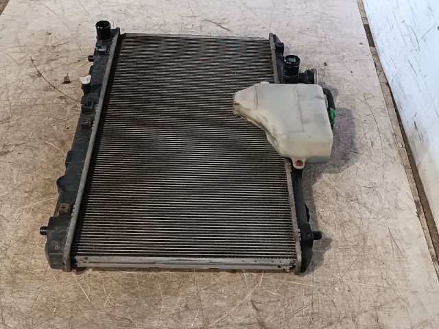 bontott SUZUKI SX4 Vízhűtő Radiátor (Klímás)