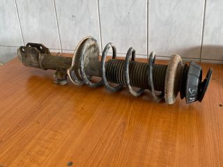 bontott SUZUKI SX4 Bal első Gólyaláb (Lengécsillapító, Rugó)