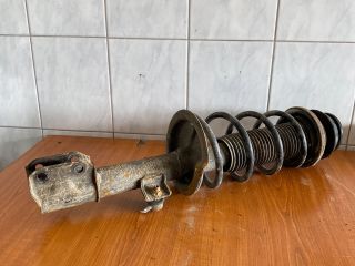 bontott SUZUKI SX4 Bal első Gólyaláb (Lengécsillapító, Rugó)