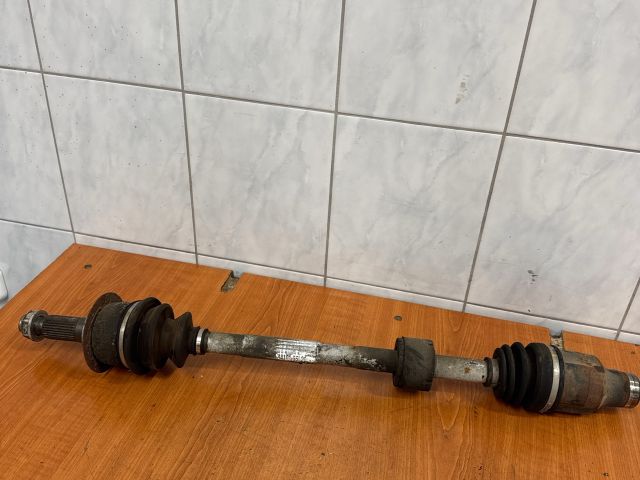 bontott SUZUKI SX4 Jobb Féltengely