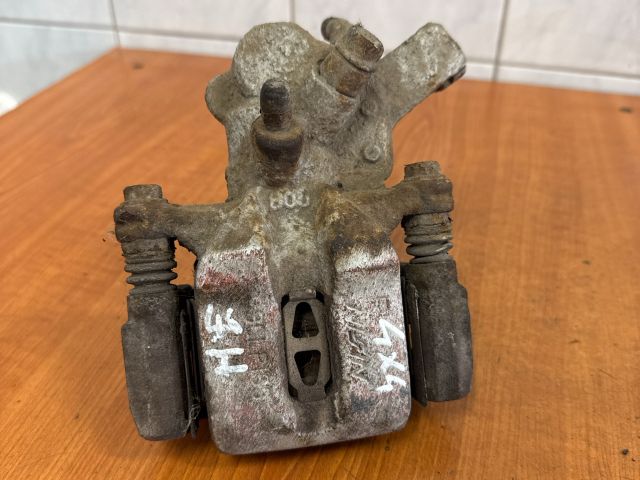 bontott SUZUKI SX4 Jobb hátsó Féknyereg Munkahengerrel