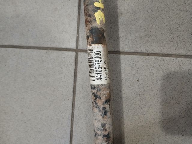 bontott SUZUKI SX4 Jobb hátsó Féltengely