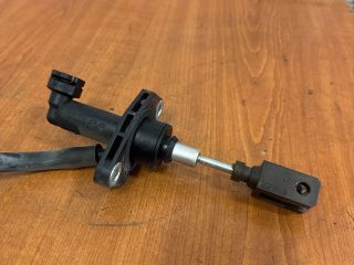 bontott SUZUKI SX4 Kuplung Főhenger