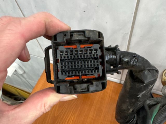 bontott SUZUKI SX4 Motortér Kábelköteg