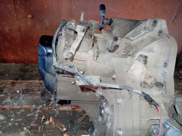 bontott SUZUKI SX4 Váltó (Mechanikus)