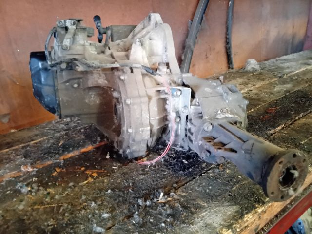 bontott SUZUKI SX4 Váltó (Mechanikus)