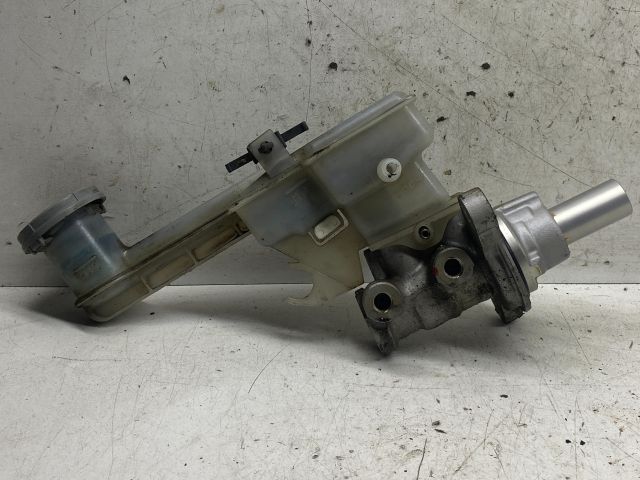 bontott SUZUKI SX4 Főfékhenger