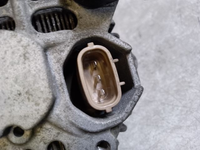 bontott SUZUKI SX4 Generátor