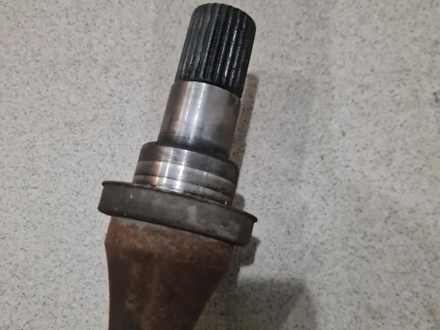 bontott SUZUKI SX4 Jobb Féltengely