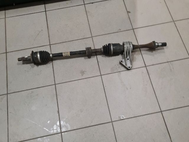 bontott SUZUKI SX4 Jobb Féltengely