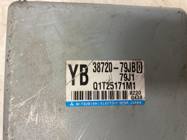 bontott SUZUKI SX4 Szervó Szivattyú Elektronika