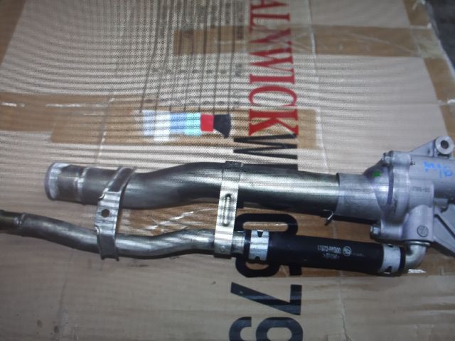 bontott SUZUKI SX4 Vízcső