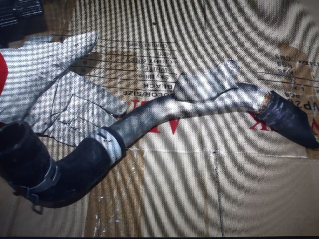 bontott SUZUKI SX4 Vízcső