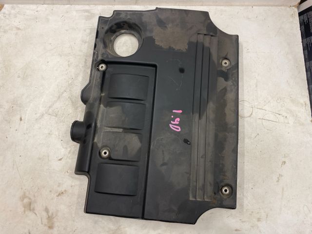 bontott SUZUKI SX4 Felső Motorburkolat