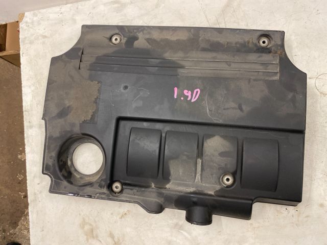 bontott SUZUKI SX4 Felső Motorburkolat