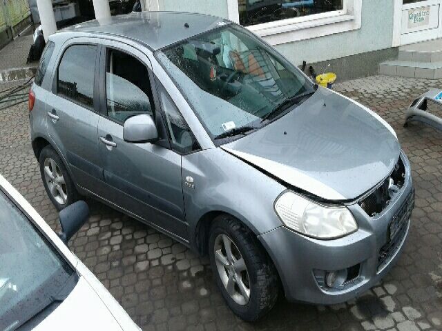 bontott SUZUKI SX4 Jobb első Gólyaláb (Lengécsillapító, Rugó)