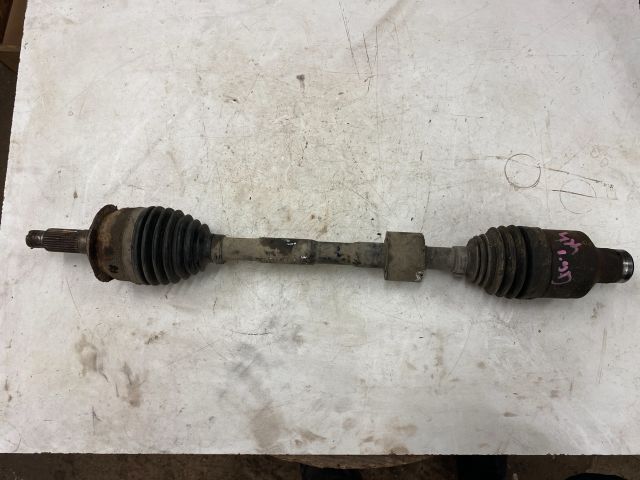 bontott SUZUKI SX4 Jobb Féltengely