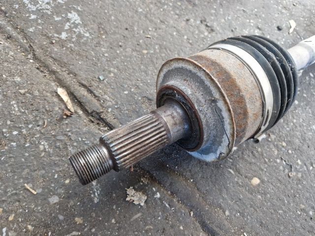 bontott SUZUKI SX4 Jobb Féltengely