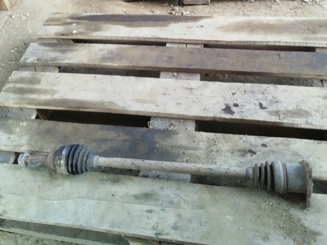 bontott SUZUKI SX4 Jobb hátsó Féltengely