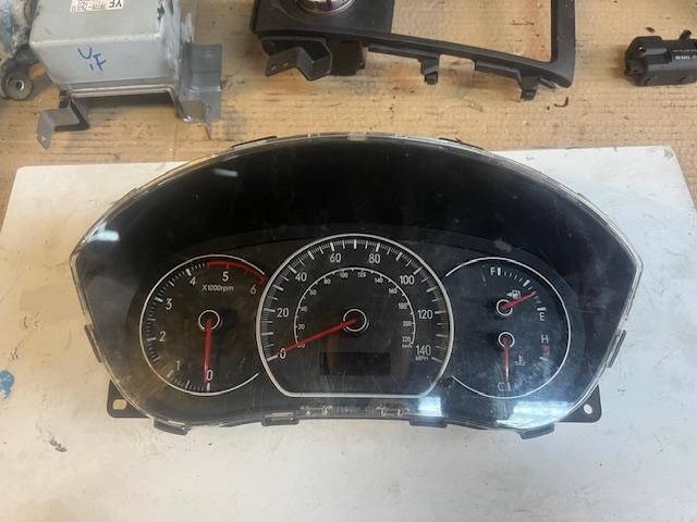 bontott SUZUKI SX4 Kilométeróra