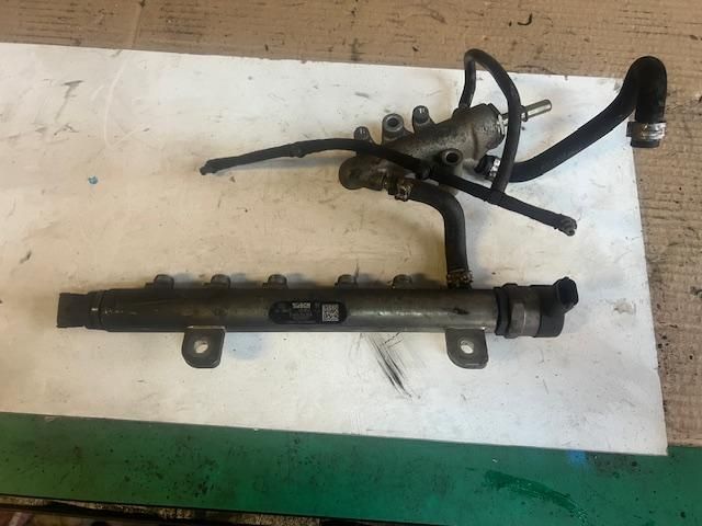 bontott SUZUKI SX4 Közösnyomócső