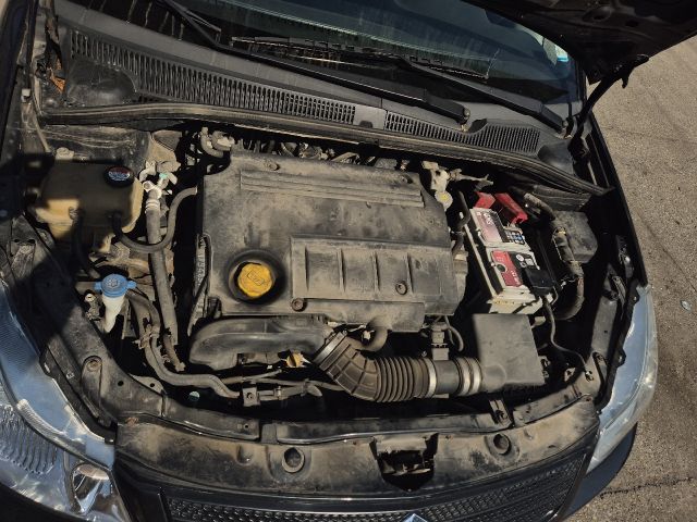 bontott SUZUKI SX4 Motorvezérlő