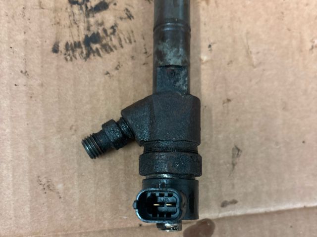 bontott SUZUKI SX4 Porlasztó (1 db)